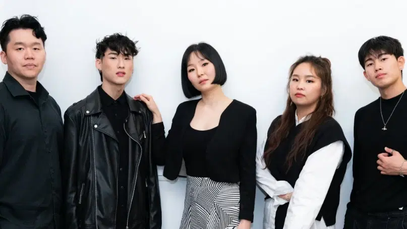 Naamza salon banner image in Los Angeles