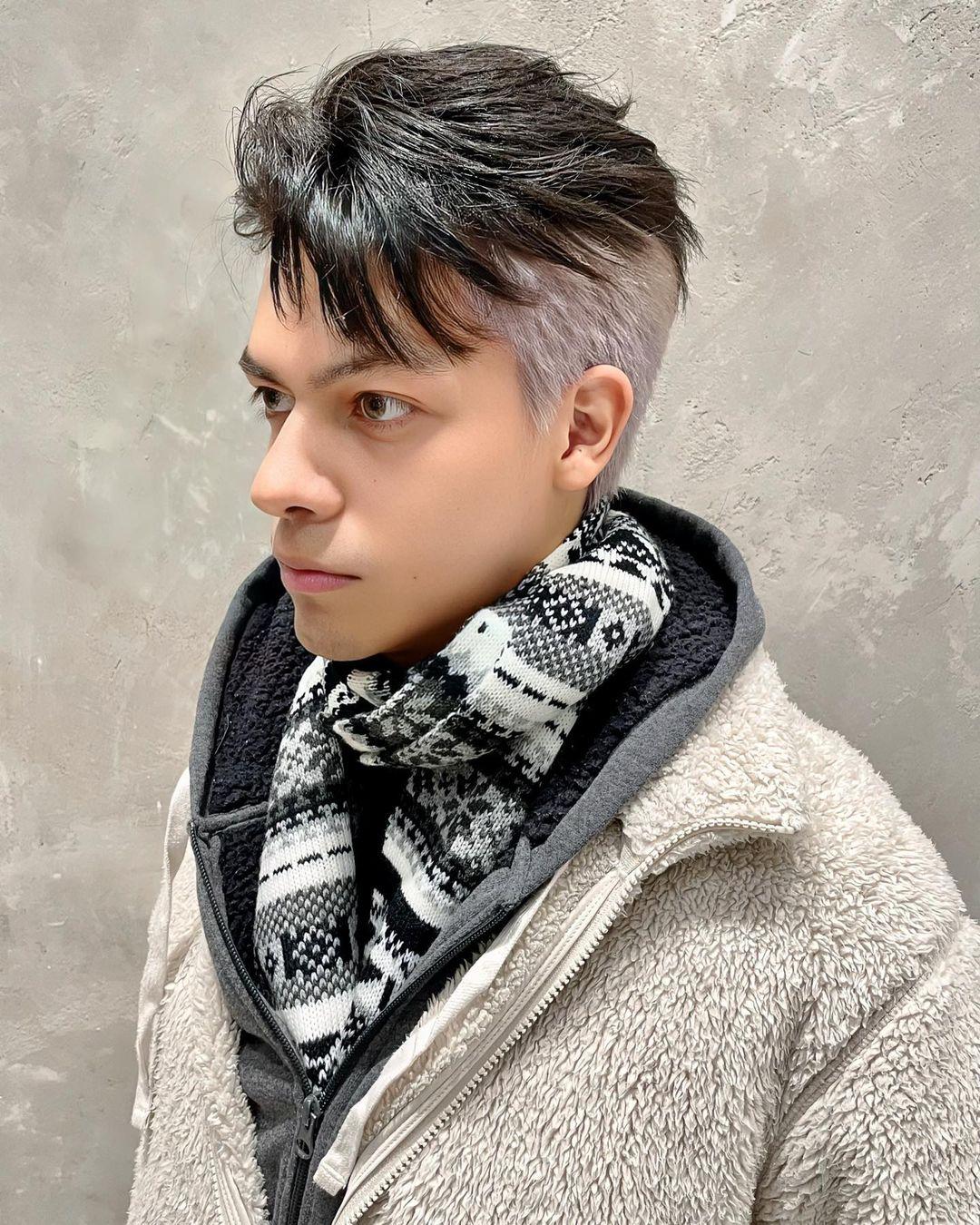 The 'Textured Modern Fringe' features short, straight hair with black and gray tones. The hair is layered and styled into a side-swept fringe, creating a textured and modern look. (Hair by Xu Xuanhao) 3